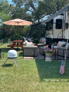 Shade Tree RV Park RV park in Yoakum, TX (photo 3)
